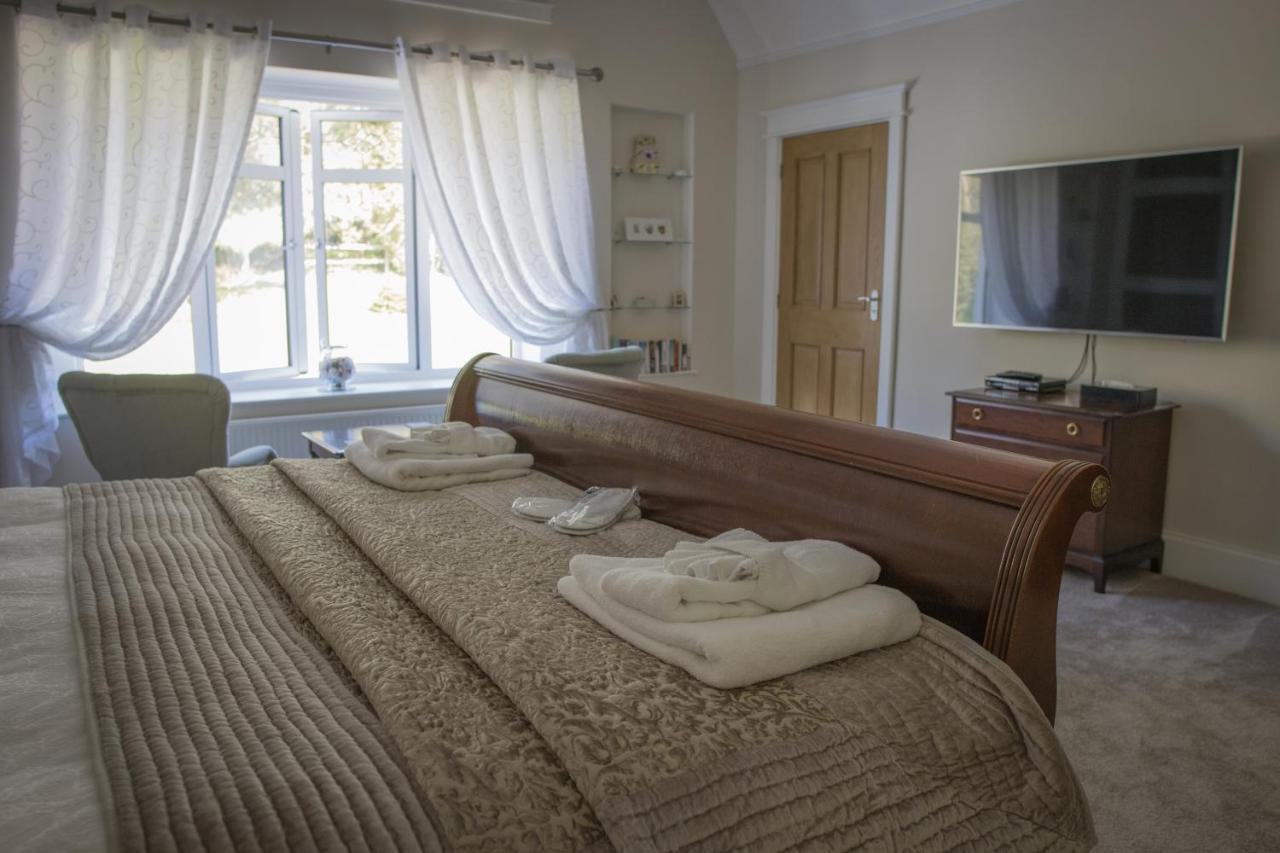Matlock House Panzió Hawkinge Kültér fotó